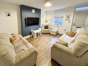 Lounge- click for photo gallery